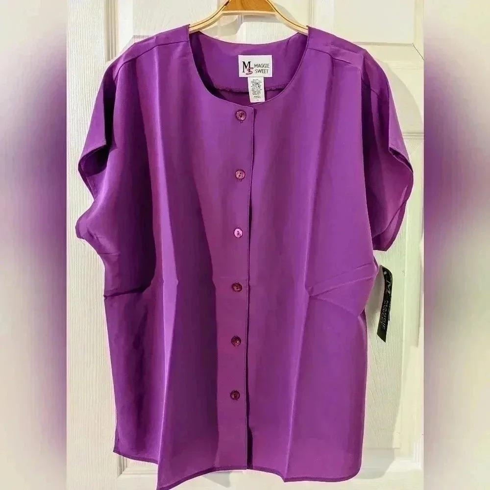 Maggie Sweet Button-Down Blouse Top Short Sleeve Collaredβ Purple Career Casual
